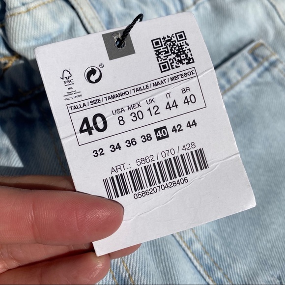 🐚 ZARA LIGHT DISTRESSED WASHED BAGGY JEANS! - Picture 9 of 16